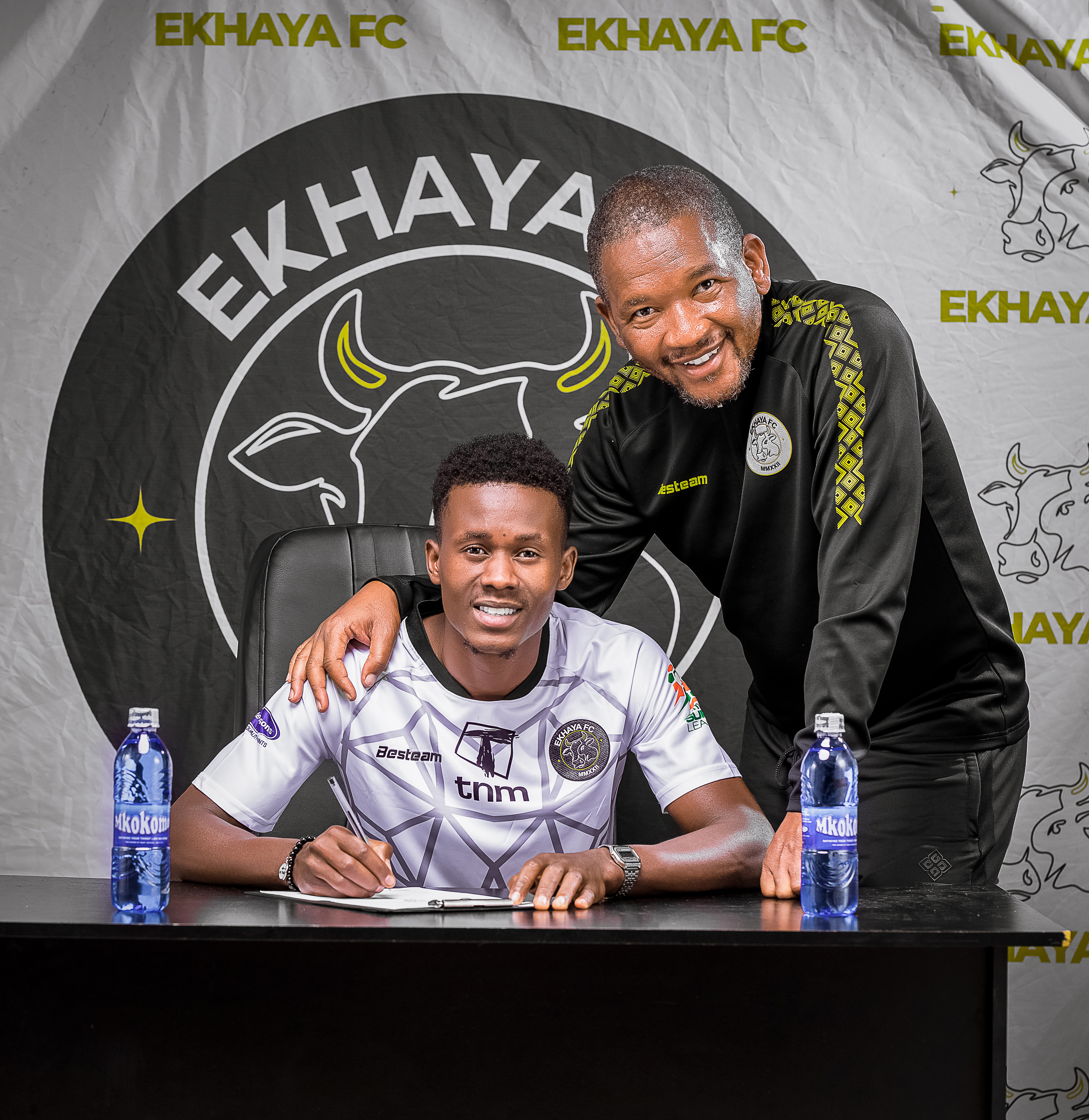 Official: Moses Banda Signs with Ekhaya FC